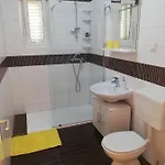 Yellow 3*